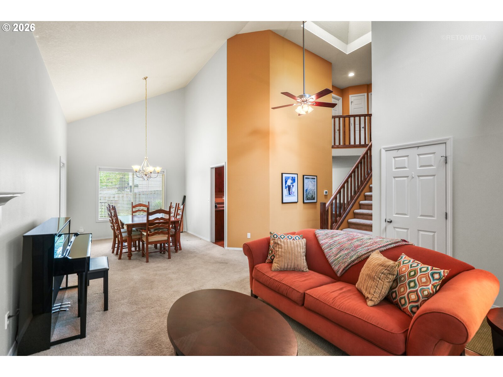 9606 Southwest 54th Avenue Portland, OR 97219 - Photo 6 of 39