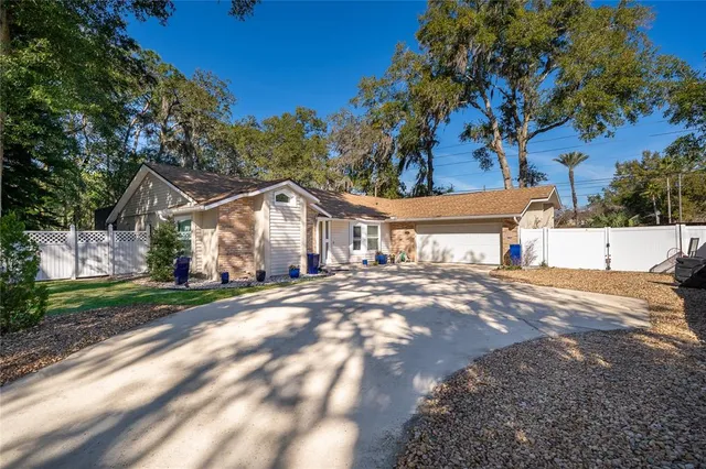 $524,900 | 1077 Howell Harbor Drive, Casselberry, FL 32707