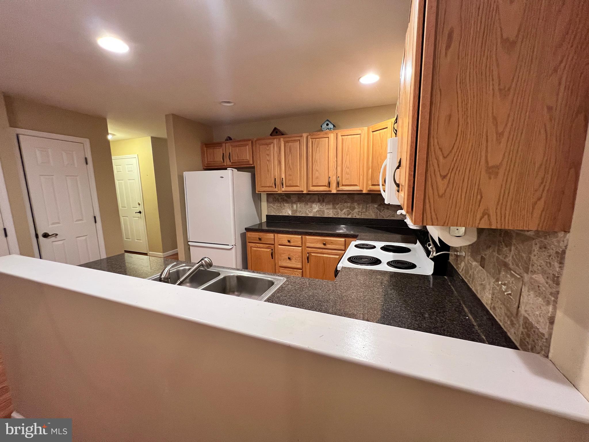 413 Thrush Drive Manheim, PA 17545 - Photo 7 of 26