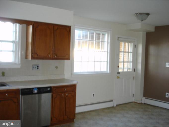 623 Rosier Road Fort Washington, MD 20744 - Photo 13 of 14 Kitchen