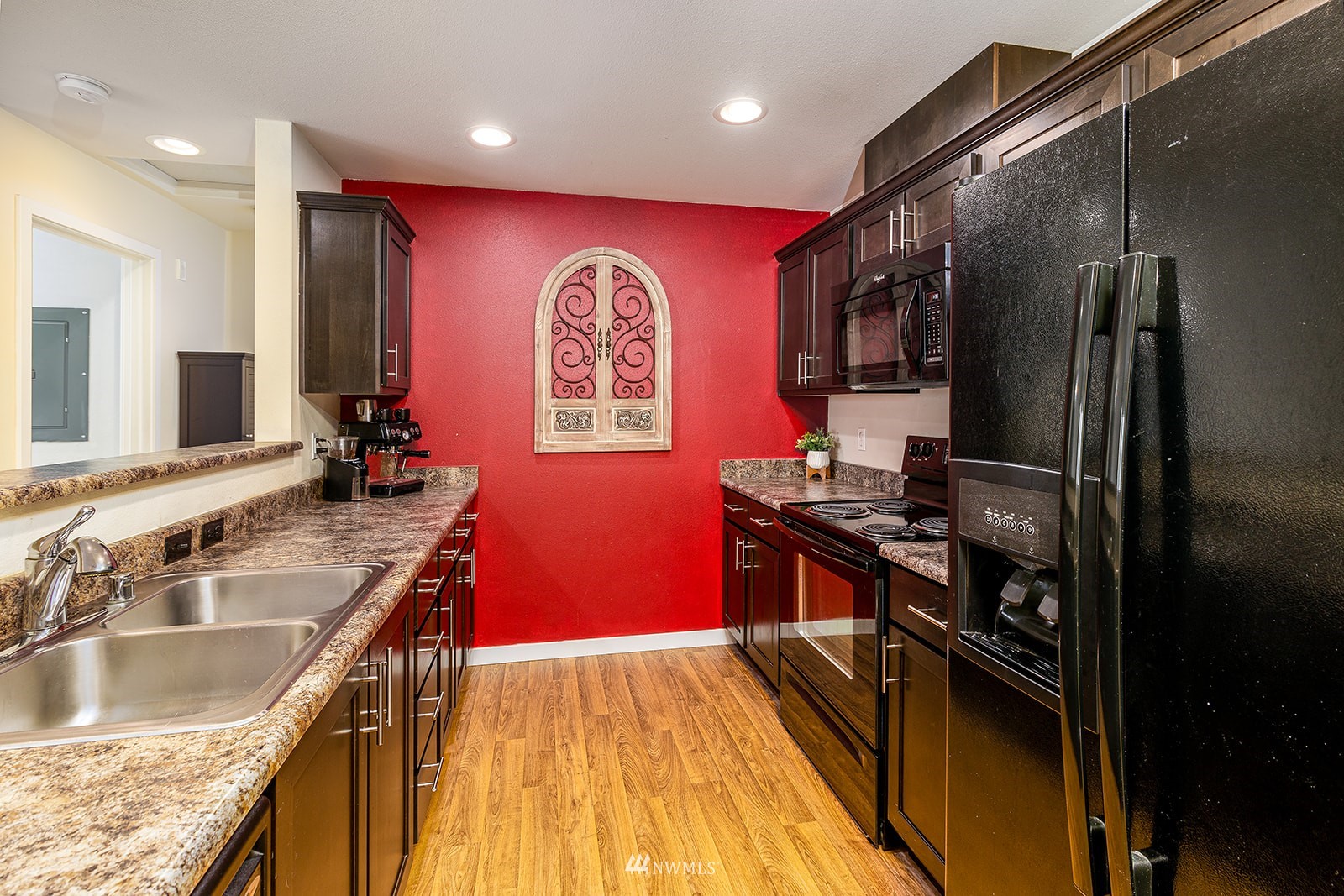 1900 Weaver Road, Unit P203 Snohomish, WA 98290 - Photo 4 of 25 Gallery Image 4