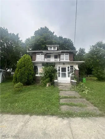 $70,000 | 1043 South Webb Avenue, Alliance, OH 44601