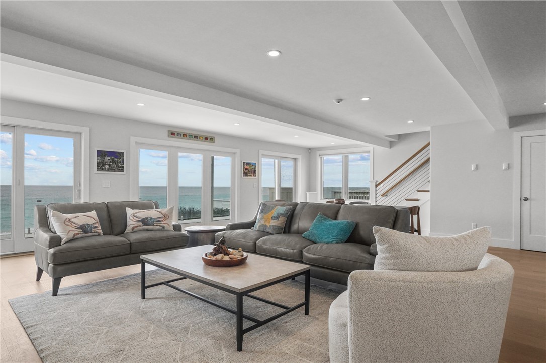 439 Atlantic Avenue Westerly, RI 02891 - Photo 17 of 50