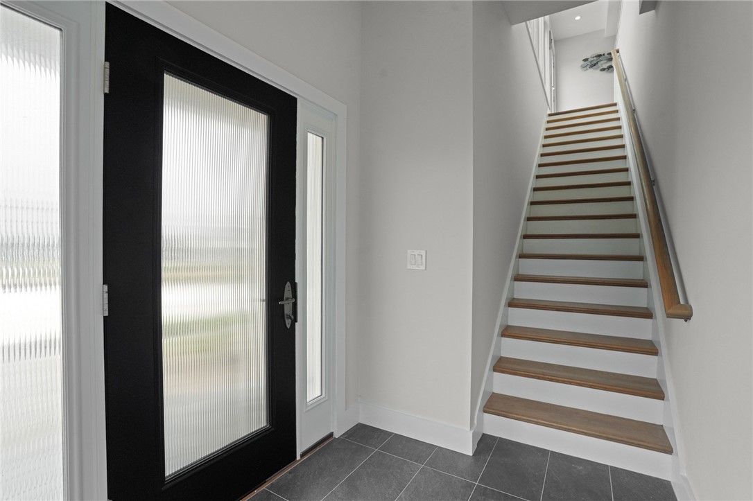 439 Atlantic Avenue Westerly, RI 02891 - Photo 41 of 50