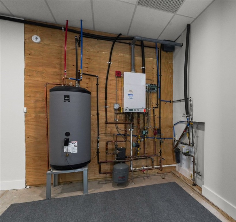 439 Atlantic Avenue Westerly, RI 02891 - Photo 42 of 50