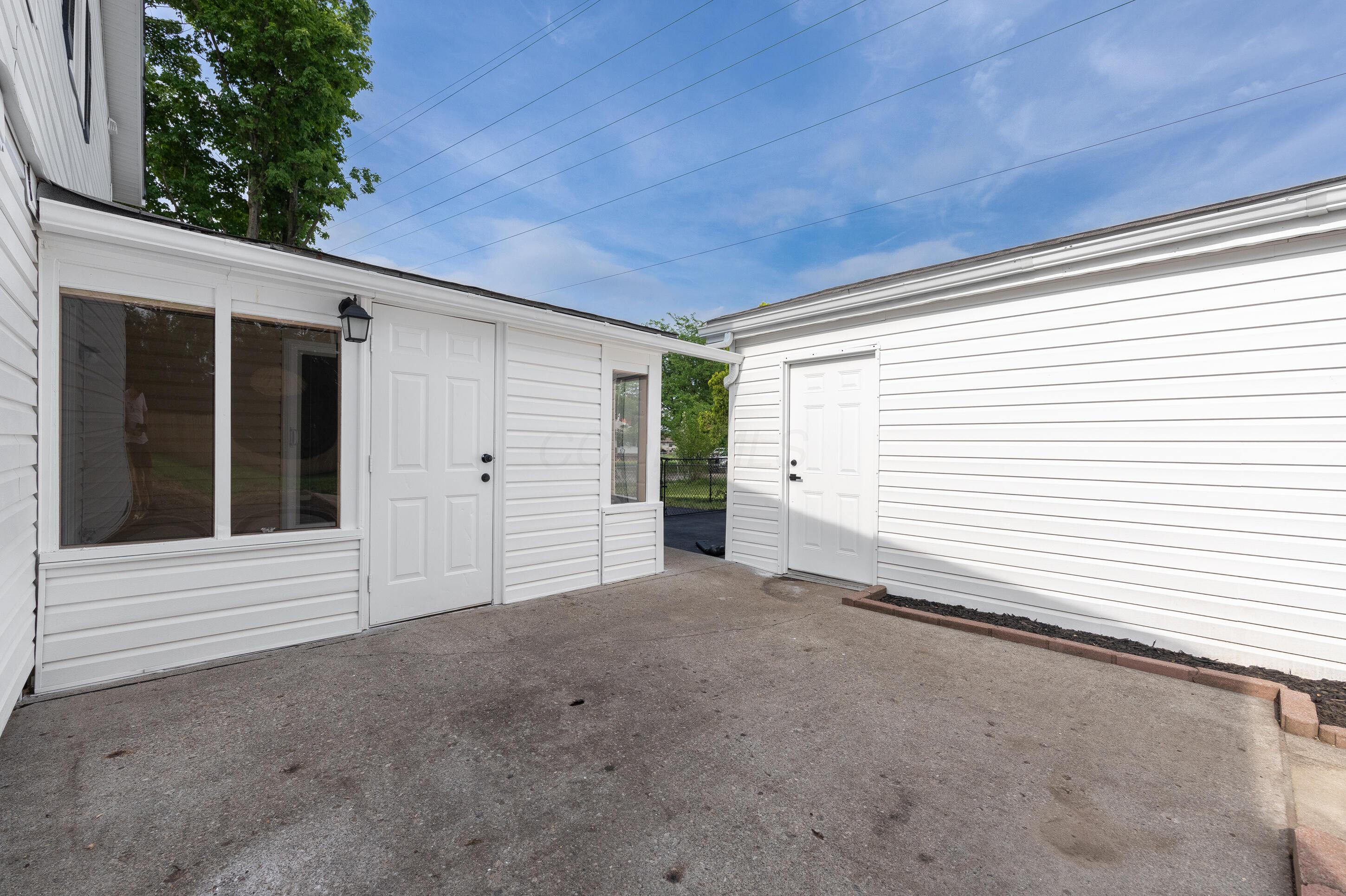 3819 Lynward Road Columbus, OH 43228 - Photo 52 of 57