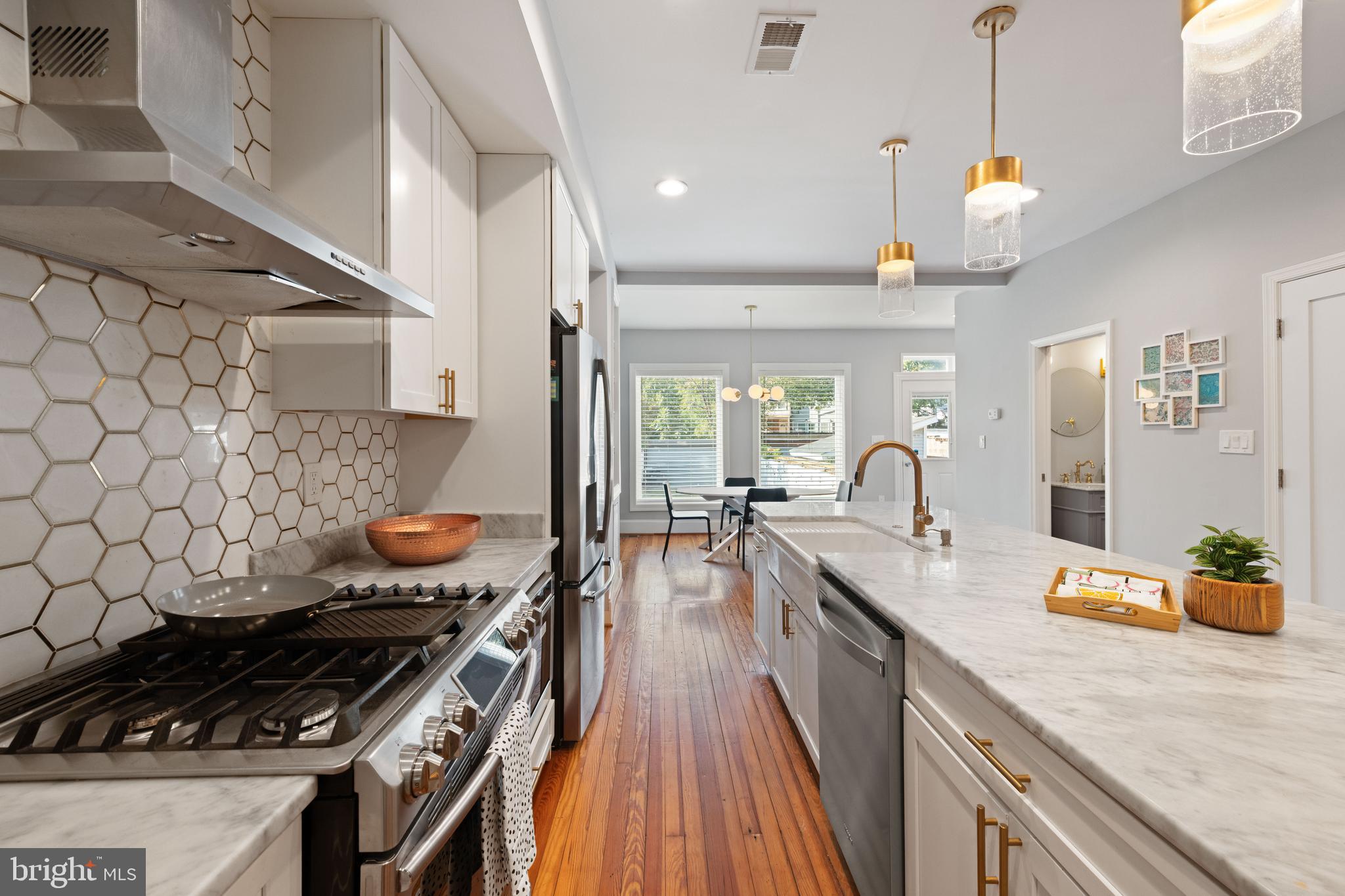 1606 Potomac Avenue Southeast Washington, DC 20003 - Photo 15 of 50