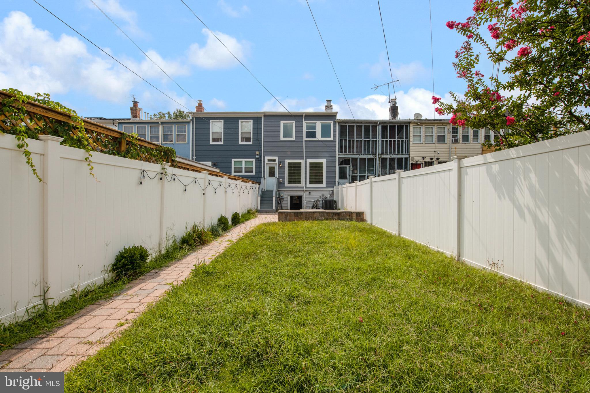 1606 Potomac Avenue Southeast Washington, DC 20003 - Photo 25 of 50