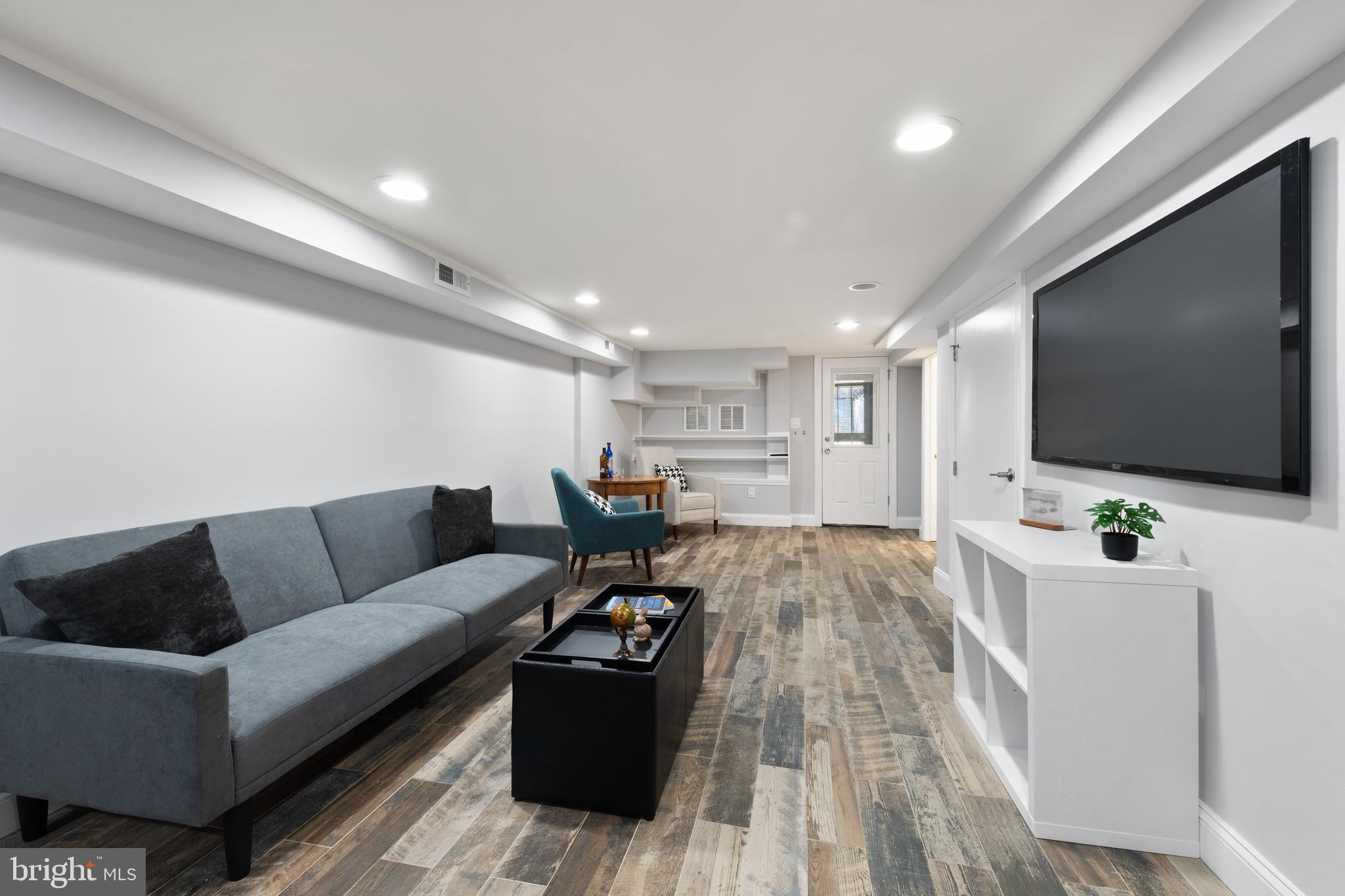 1606 Potomac Avenue Southeast Washington, DC 20003 - Photo 40 of 50