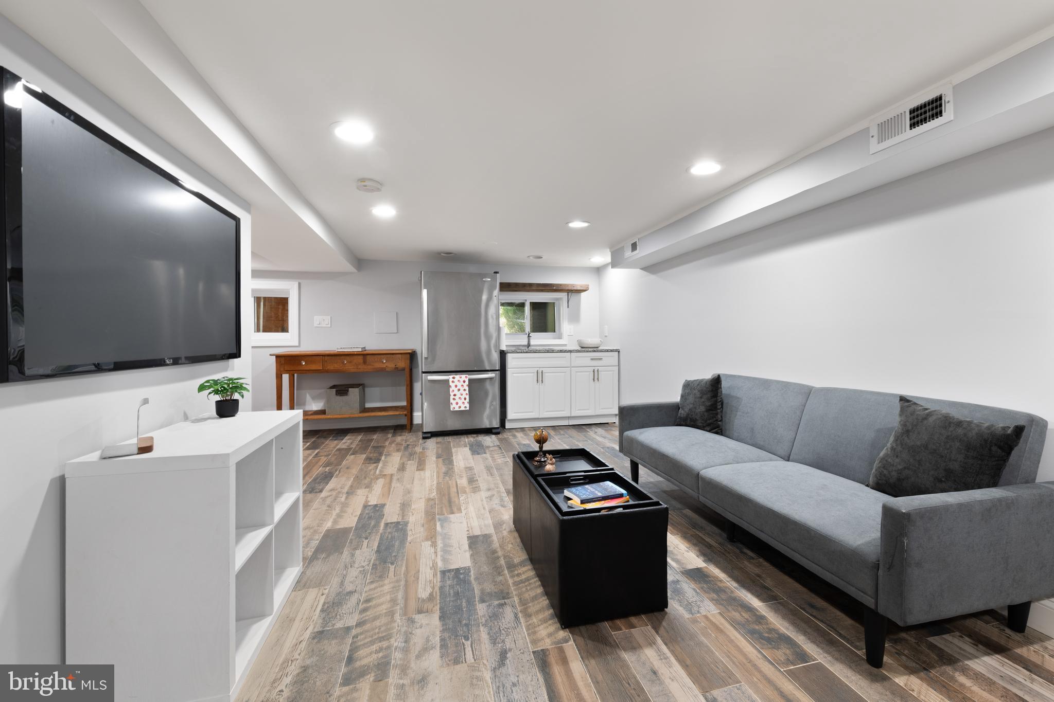 1606 Potomac Avenue Southeast Washington, DC 20003 - Photo 41 of 50