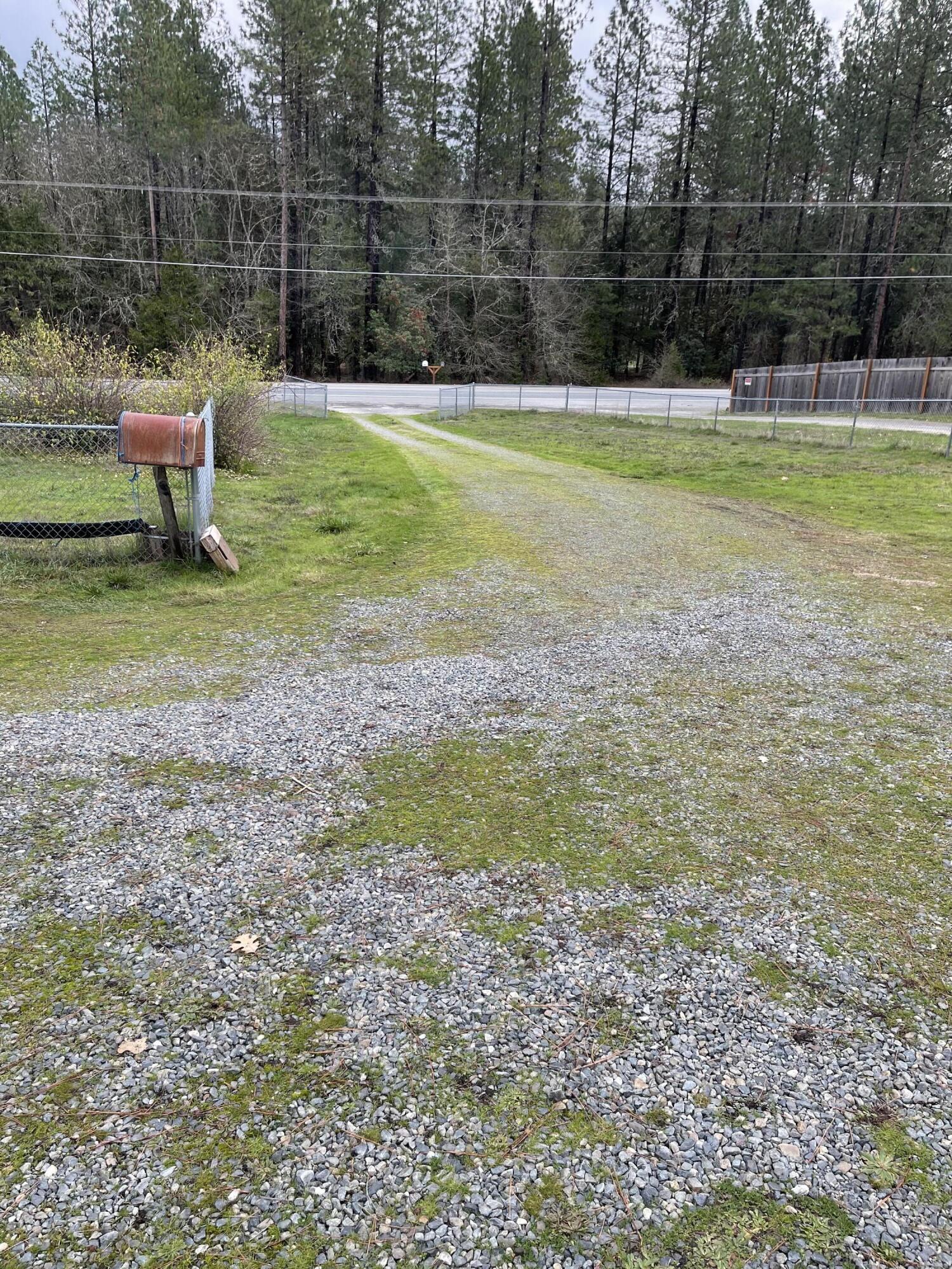 3860 New Hope Road Grants Pass, OR 97527 - Photo 10 of 44 IMG_3122