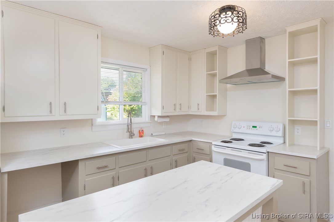 808 Locust Street Salem, IN 47167 - Photo 8 of 24