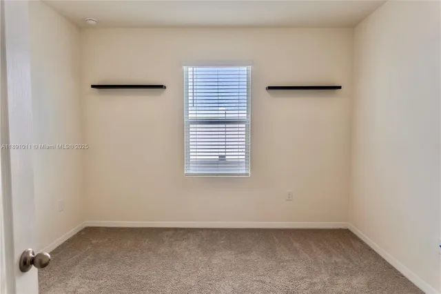 $2,200 | 2025 Doe Run Drive, Davenport, FL 33837