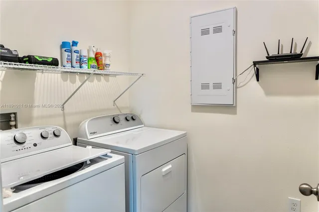 $2,200 | 2025 Doe Run Drive, Davenport, FL 33837