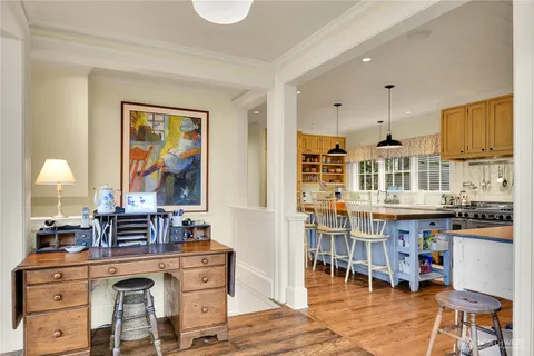 $4,100,000 | 406 Galer Street, Seattle, WA 98109