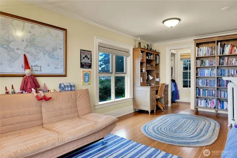 $4,100,000 | 406 Galer Street, Seattle, WA 98109