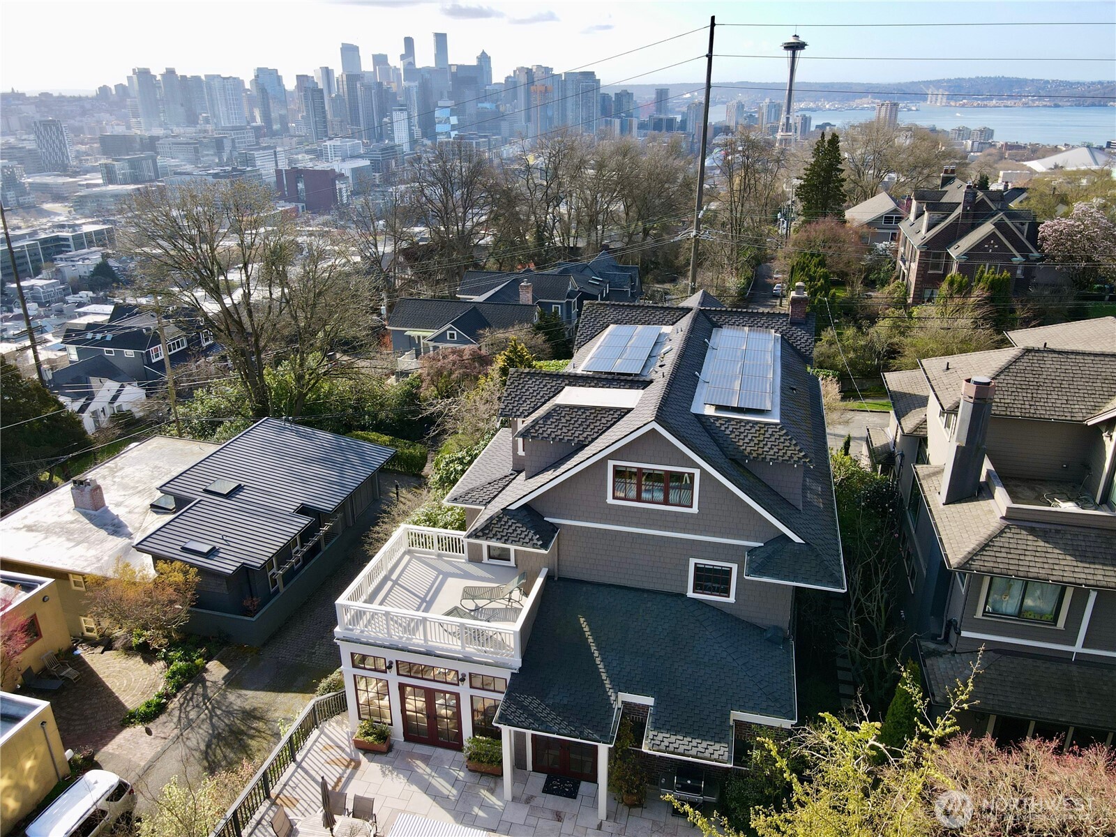 406 Galer Street Seattle, WA 98109 - Photo 2 of 40