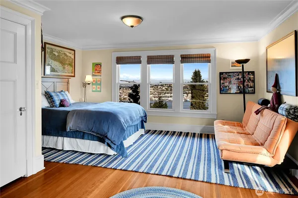 $4,100,000 | 406 Galer Street, Seattle, WA 98109