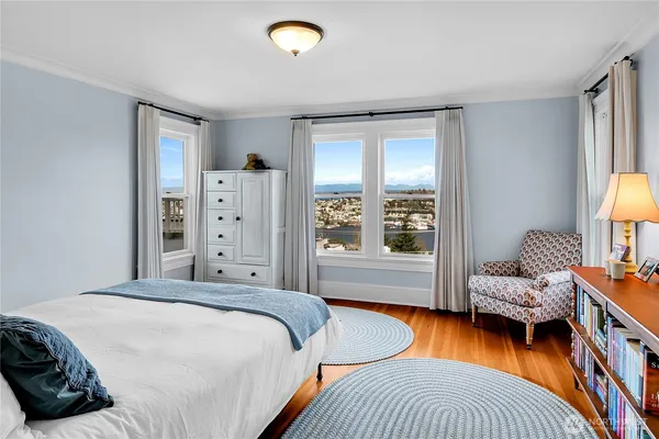 $4,100,000 | 406 Galer Street, Seattle, WA 98109