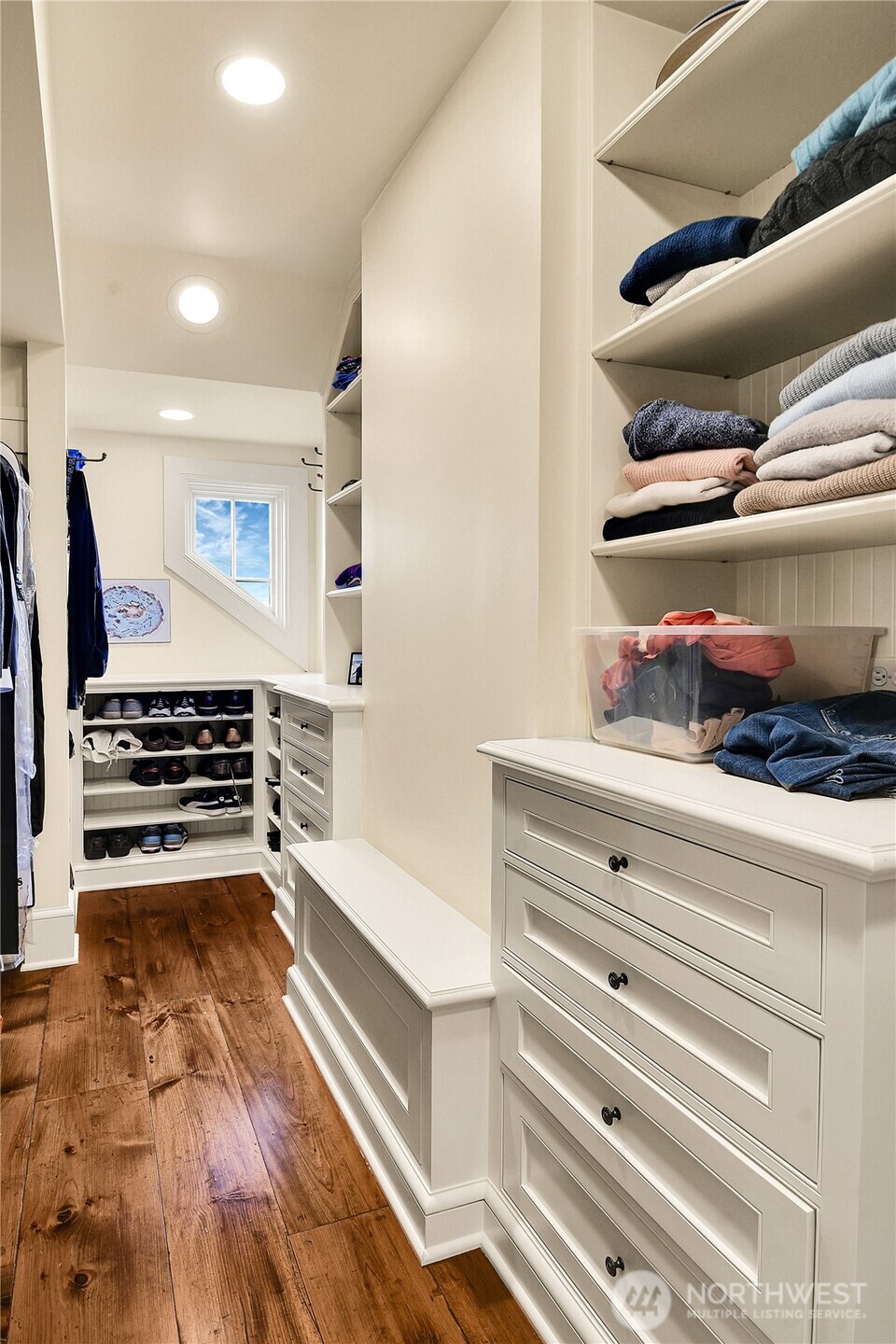 406 Galer Street Seattle, WA 98109 - Photo 29 of 40