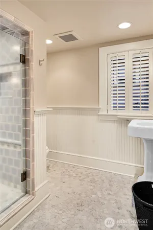 $4,100,000 | 406 Galer Street, Seattle, WA 98109