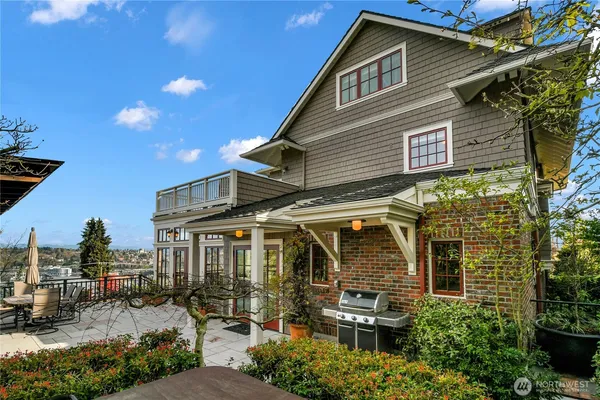 $4,100,000 | 406 Galer Street, Seattle, WA 98109