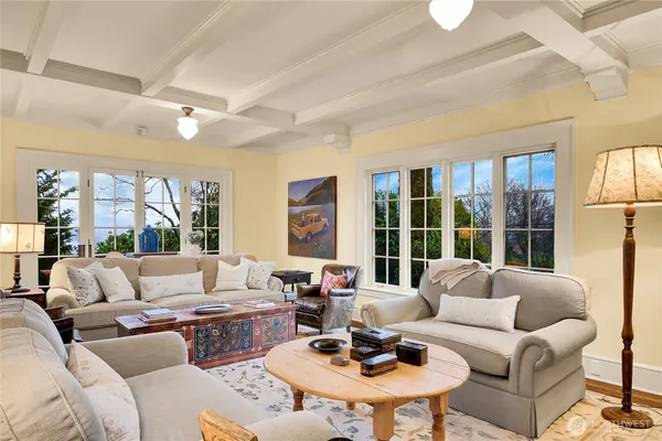 $4,100,000 | 406 Galer Street, Seattle, WA 98109