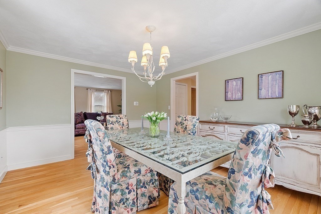 71 Old Farm Road North Andover, MA 01845 - Photo 17 of 42 Gallery Image 17