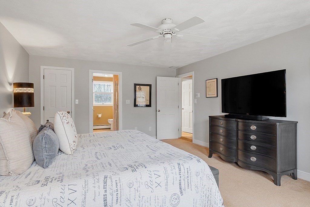 71 Old Farm Road North Andover, MA 01845 - Photo 24 of 42 Gallery Image 24