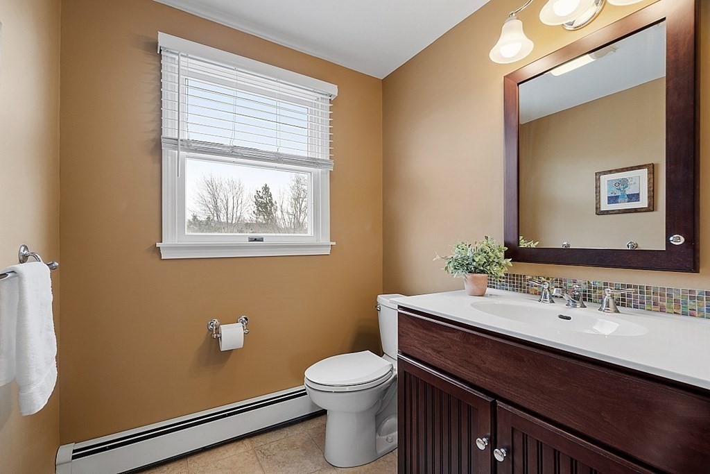 71 Old Farm Road North Andover, MA 01845 - Photo 25 of 42 Gallery Image 25