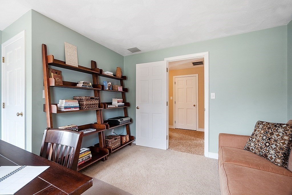 71 Old Farm Road North Andover, MA 01845 - Photo 29 of 42 Gallery Image 29