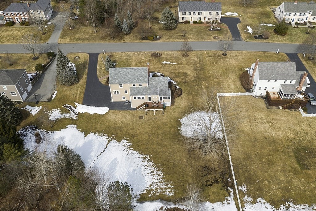 71 Old Farm Road North Andover, MA 01845 - Photo 38 of 42 Gallery Image 38
