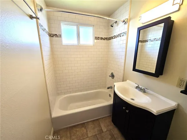 $3,050 | 2608 Curtis Avenue, Unit B, Redondo Beach, CA 90278