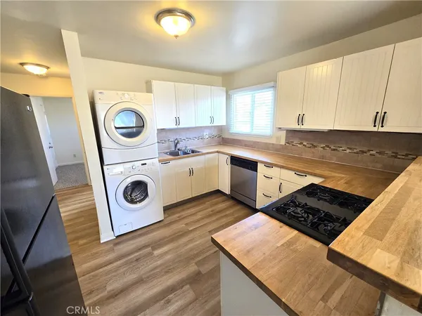$3,050 | 2608 Curtis Avenue, Unit B, Redondo Beach, CA 90278