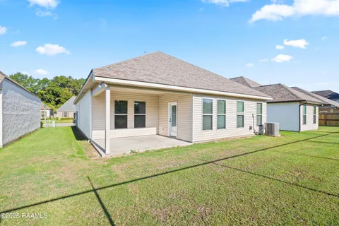 $262,500 | 204 Sparrowhawk Street, Broussard, LA 70518