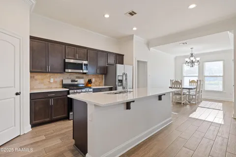 $262,500 | 204 Sparrowhawk Street, Broussard, LA 70518