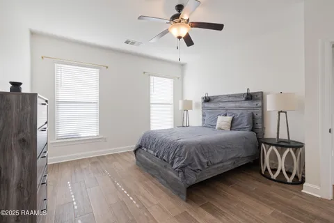 $262,500 | 204 Sparrowhawk Street, Broussard, LA 70518