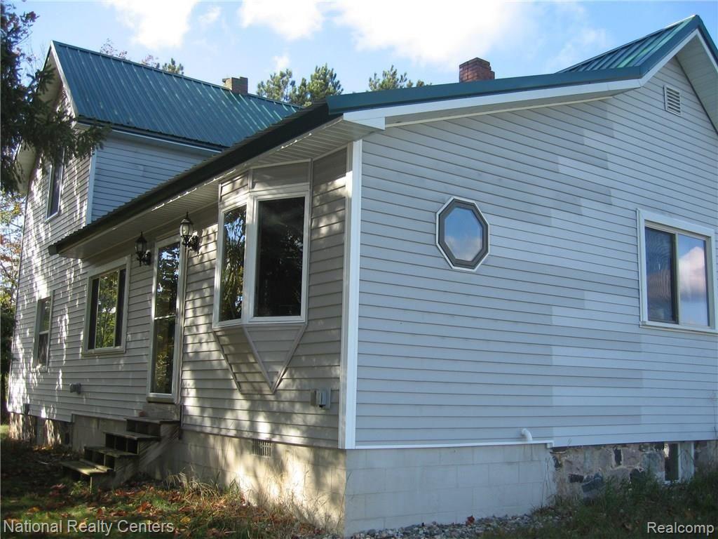 11614 North Manistee County Line Road Benzonia, MI 49616 - Photo 15 of 42 IMG_9483.JPG