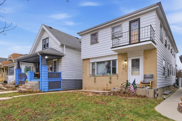 $359,900 | 2033 South 77th Street, West Allis, WI 53219