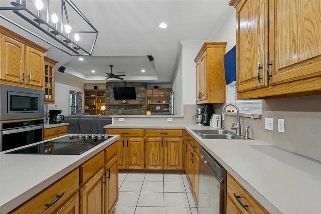 1508 Vista Verde Road Denton, TX 76210 - Photo 10 of 25