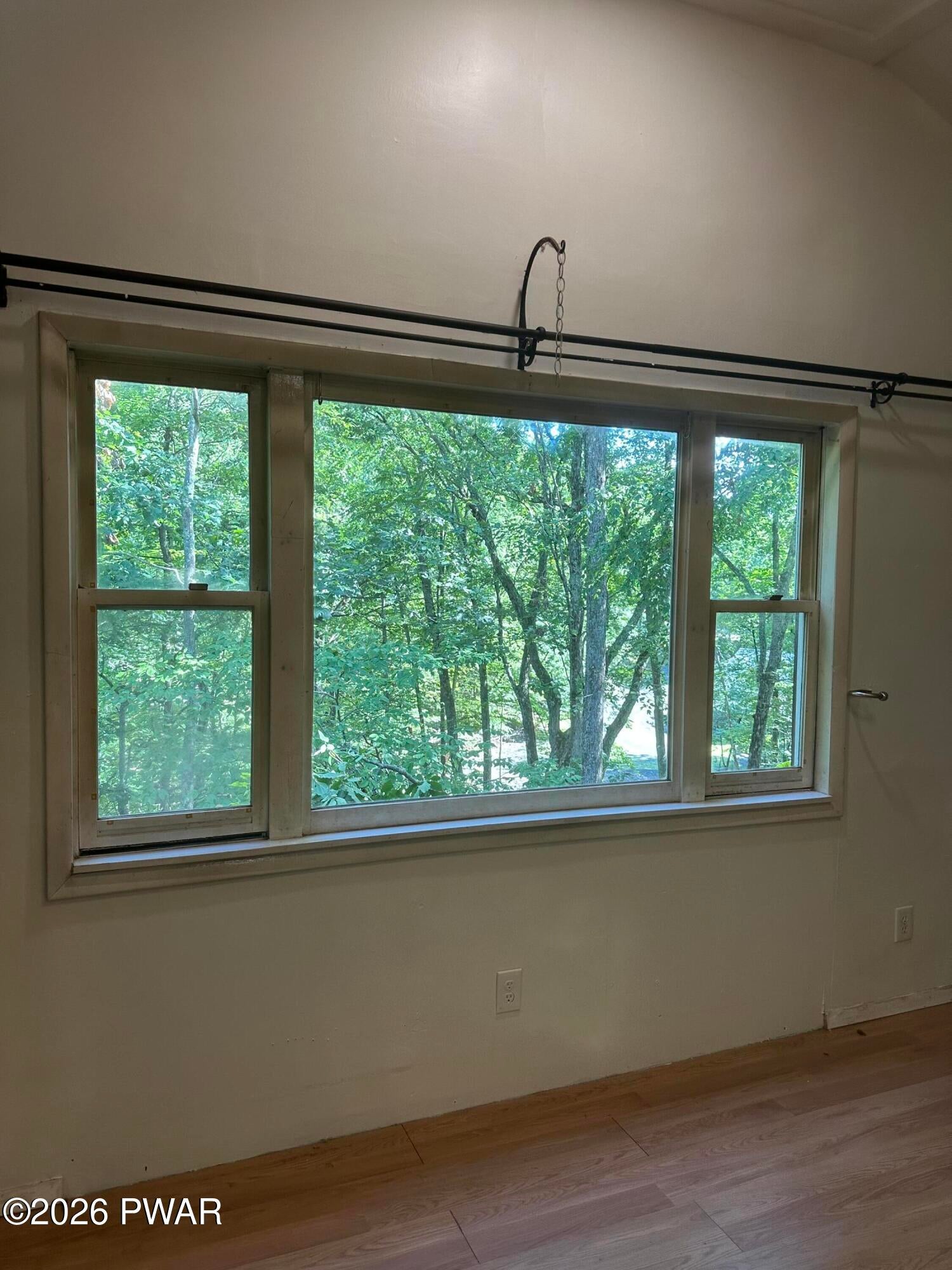 198 Edinburgh Road Bushkill, PA 18324 - Photo 12 of 64 Gallery Image 12