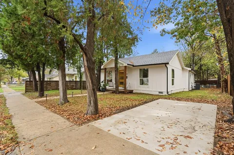 $373,000 | 1204 South Waverly Drive, Dallas, TX 75208