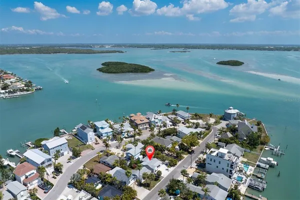 $559,900 | 358 Boca Ciega Drive, Madeira Beach, FL 33708