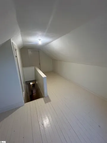 $1,950 | 9 East Mountainview Avenue, Greenville, SC 29609