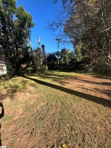 $1,950 | 9 East Mountainview Avenue, Greenville, SC 29609