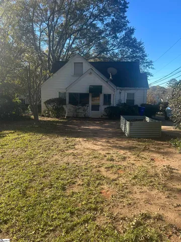$1,950 | 9 East Mountainview Avenue, Greenville, SC 29609