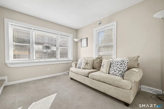 $7,000 | 116 College Place, Fairfield, CT 06824