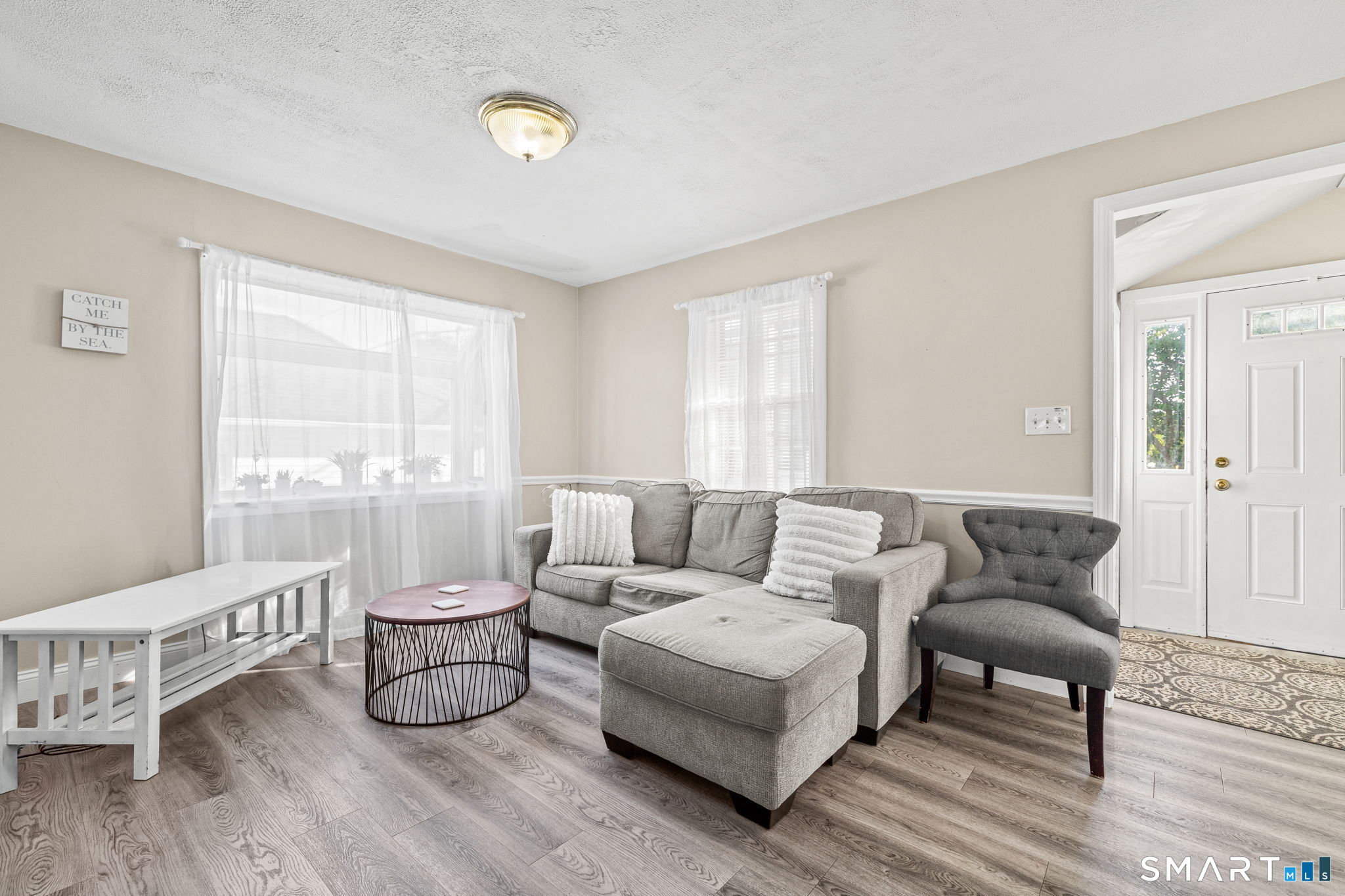 116 College Place Fairfield, CT 06824 - Photo 4 of 26