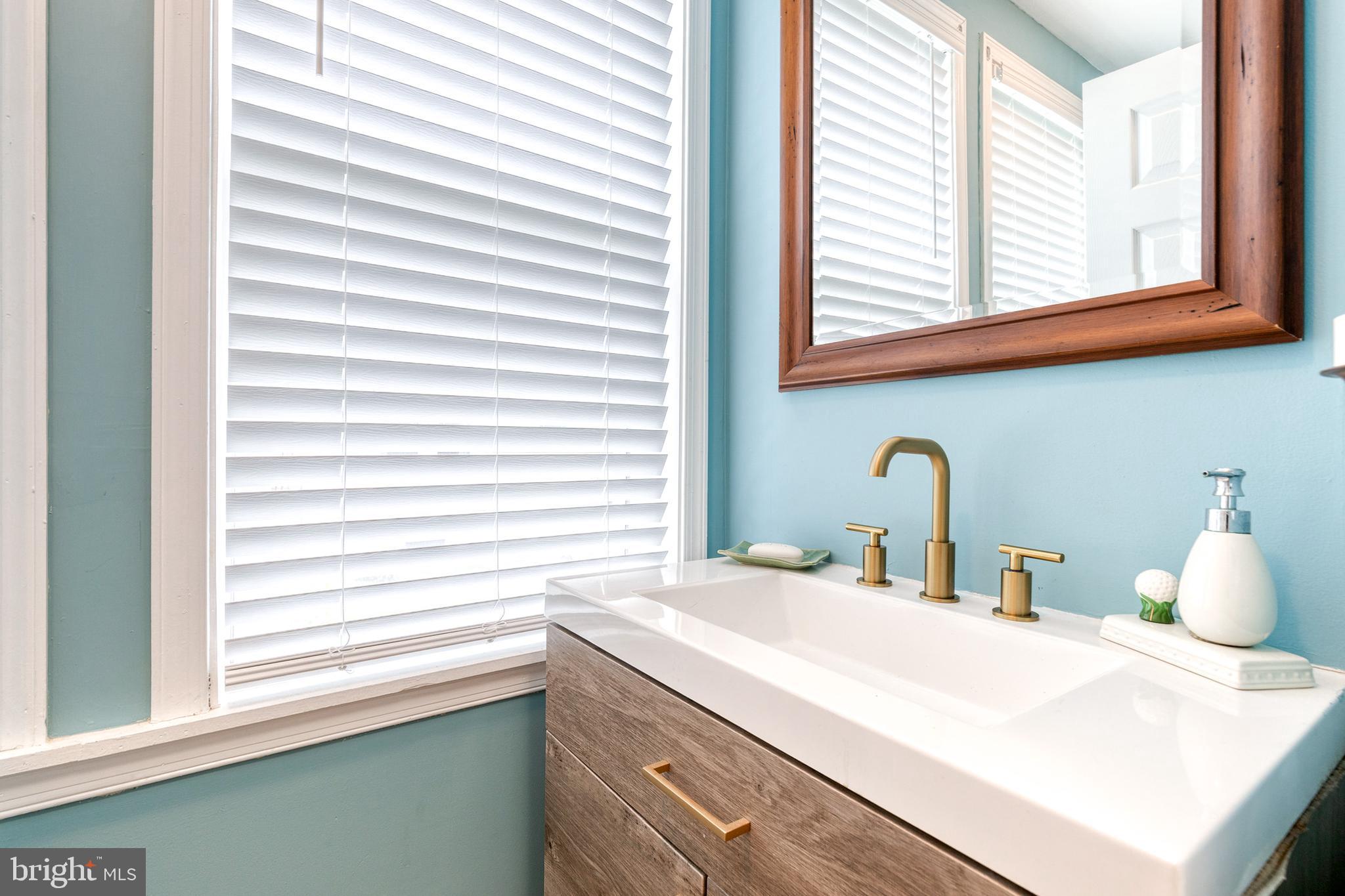 222 Warren Road Cockeysville, MD 21030 - Photo 13 of 49