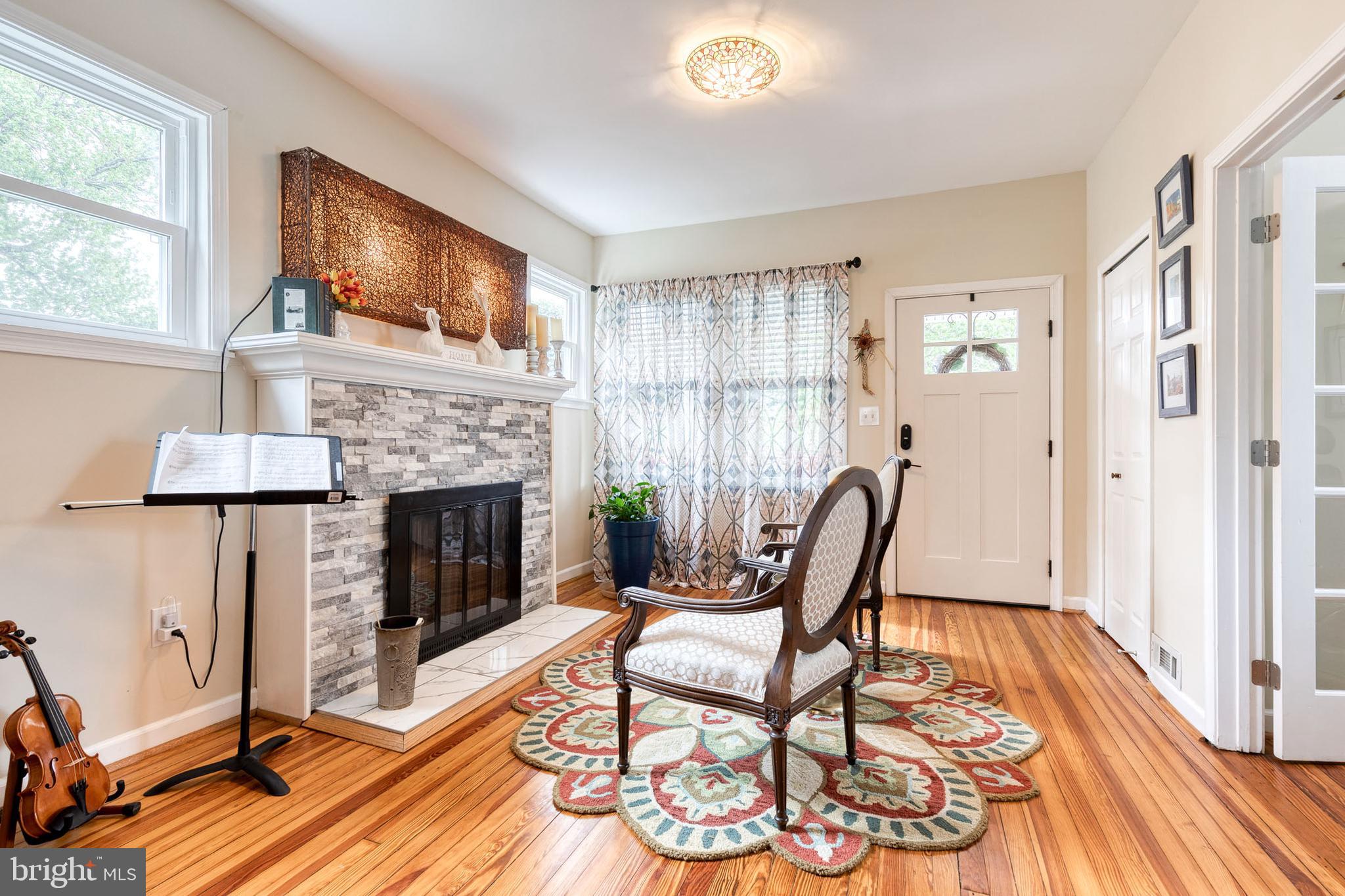 222 Warren Road Cockeysville, MD 21030 - Photo 6 of 49